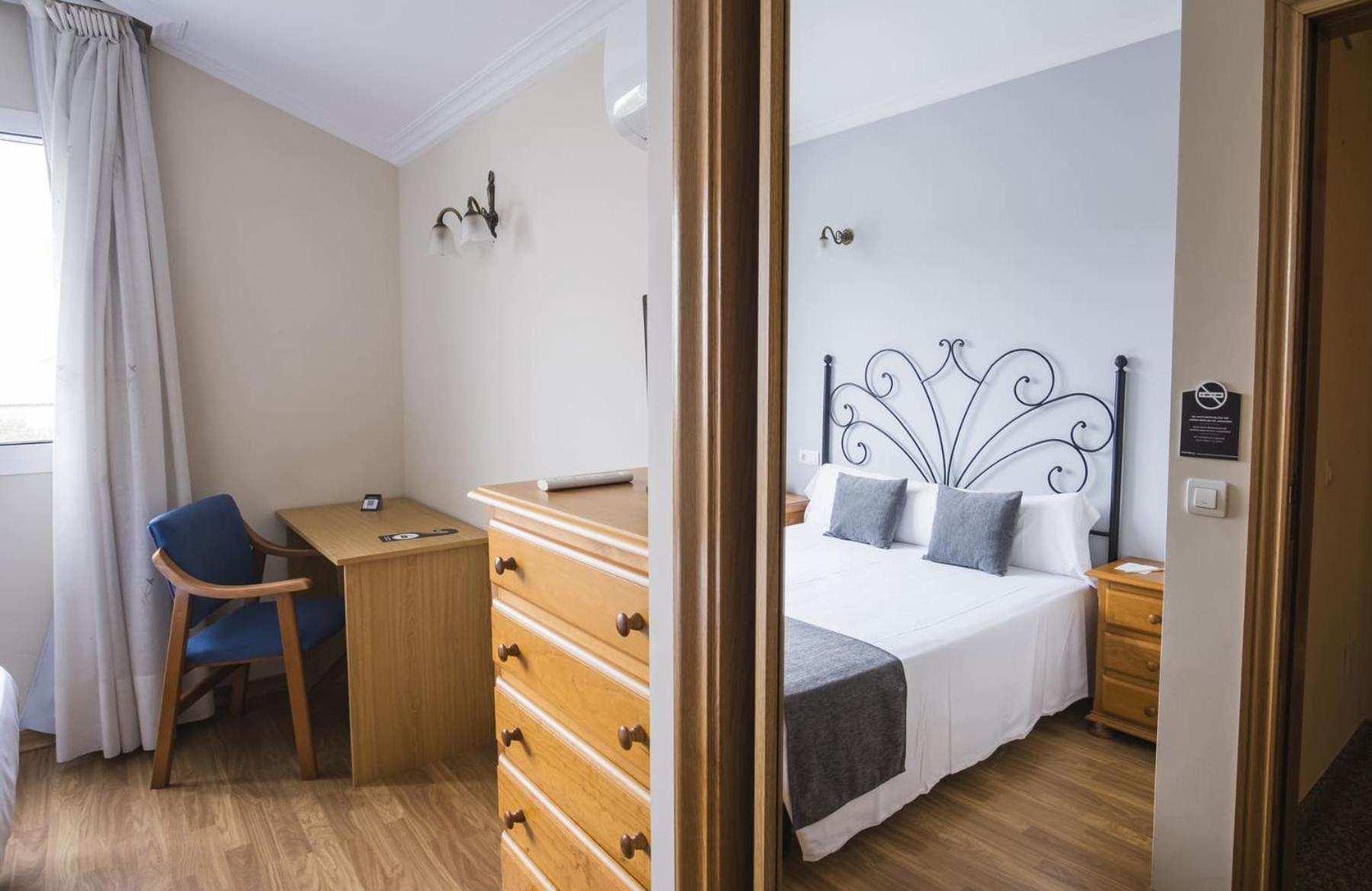 Hotel Alda Alpina à Villanueva De Arosa Extérieur photo